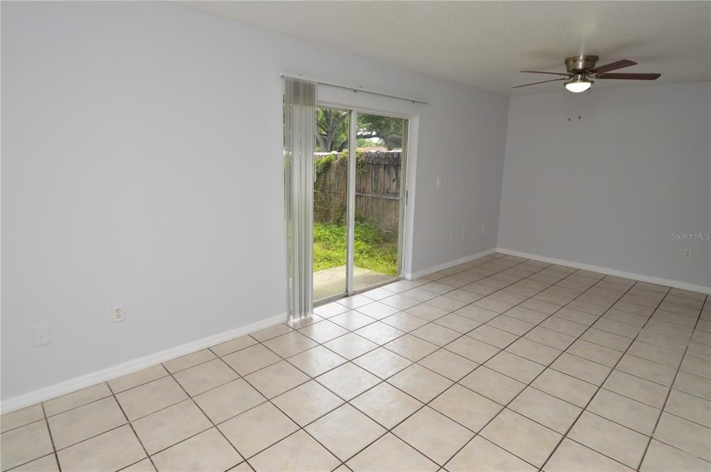 Recently Rented: $1,700 (2 beds, 2 baths, 1140 Square Feet)