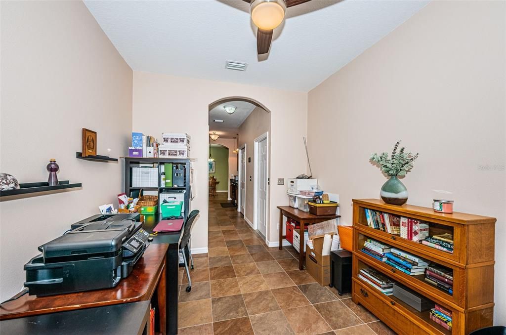 Recently Sold: $350,000 (2 beds, 2 baths, 1360 Square Feet)