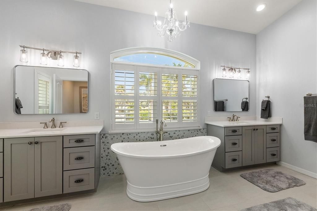 Slipper Style soaking garden tub in Master Ensuite with double sinks