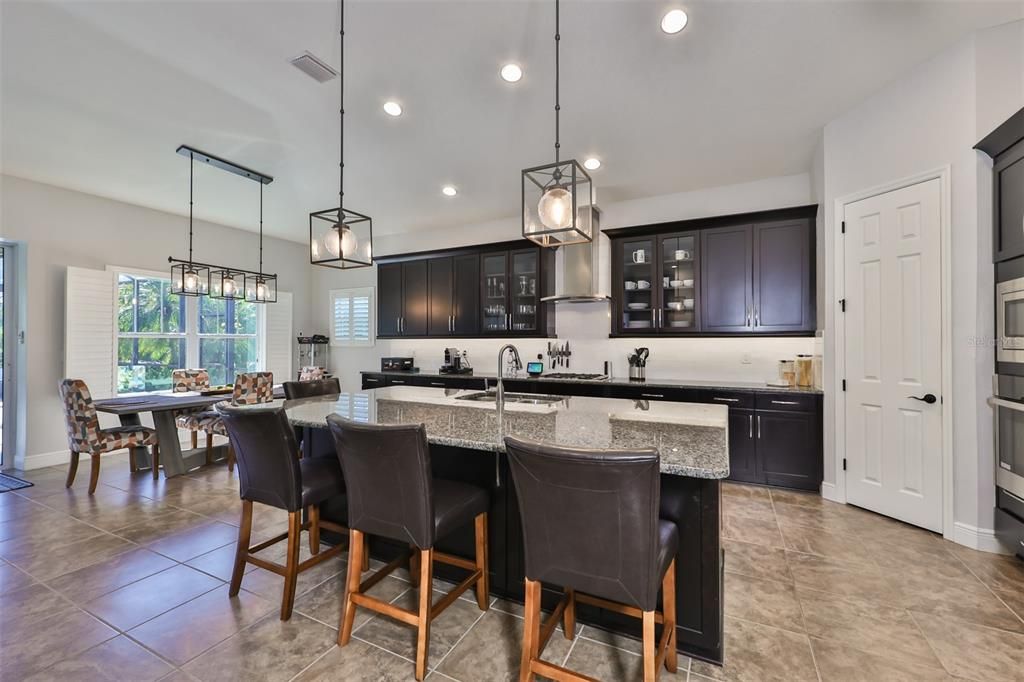 Recently Sold: $859,000 (4 beds, 4 baths, 3150 Square Feet)