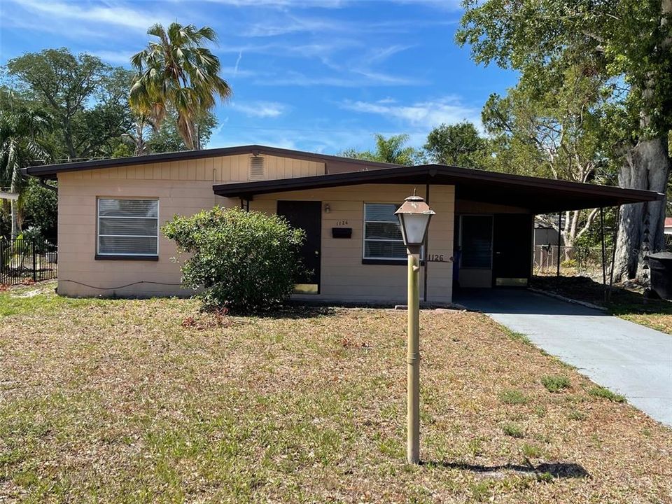 Recently Sold: $205,000 (2 beds, 1 baths, 672 Square Feet)