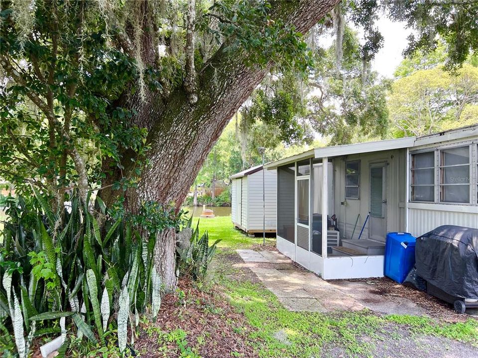 Recently Sold: $99,000 (2 beds, 1 baths, 480 Square Feet)