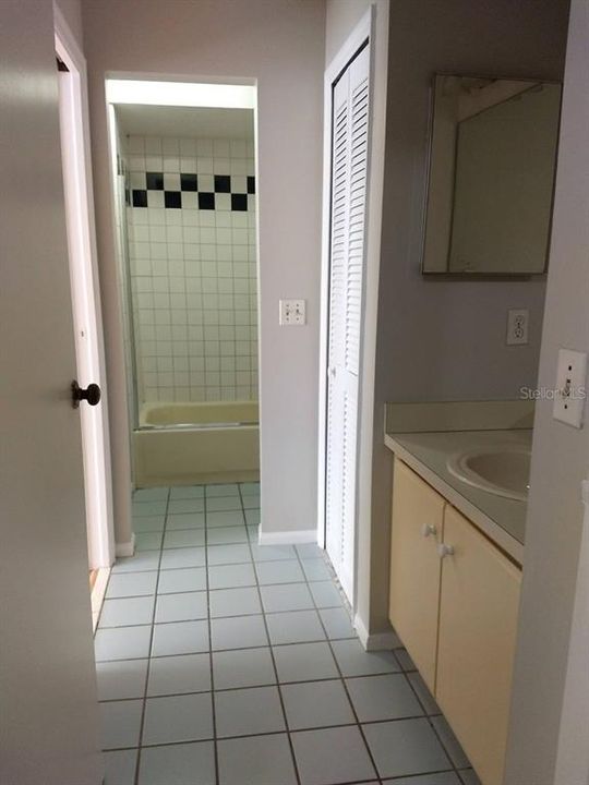 Недавно арендовано: $1,700 (2 спален, 1 ванн, 1114 Квадратных фут)