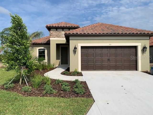 Recently Sold: $662,700 (3 beds, 2 baths, 2064 Square Feet)