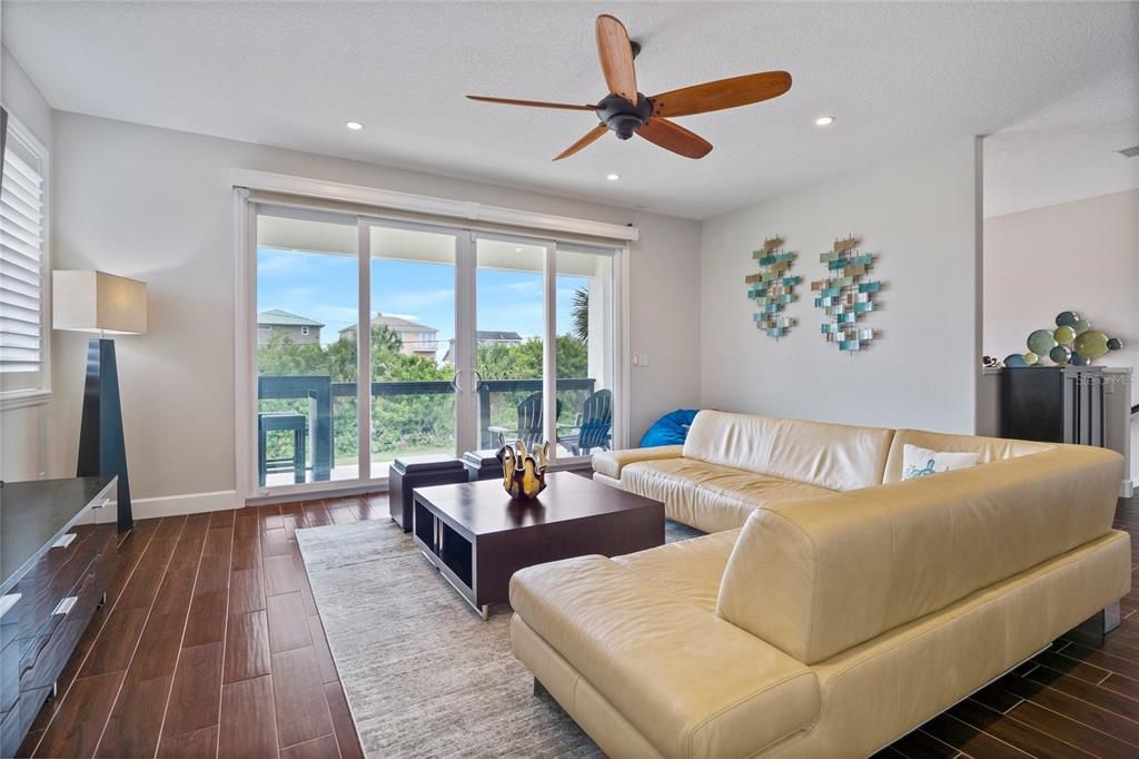 Active With Contract: $825,000 (3 beds, 2 baths, 2449 Square Feet)