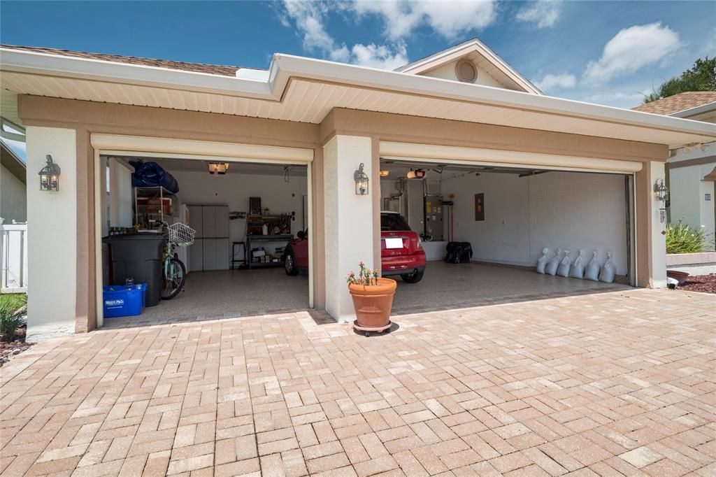 3 Car Garage with Electric Privacy Screens