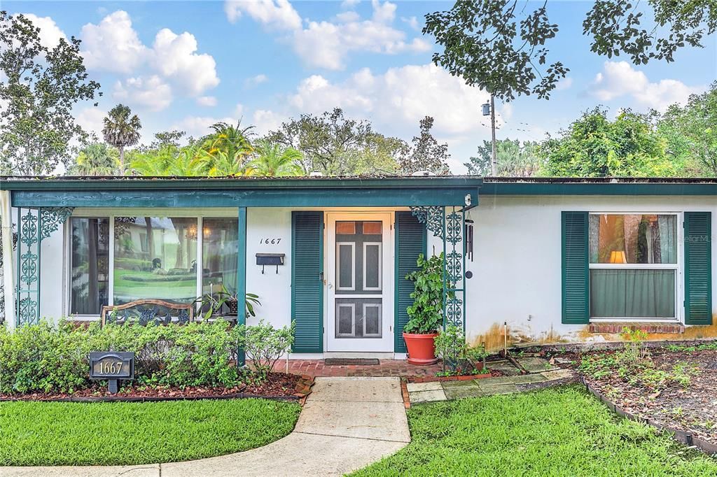 Recently Sold: $475,000 (3 beds, 2 baths, 1536 Square Feet)