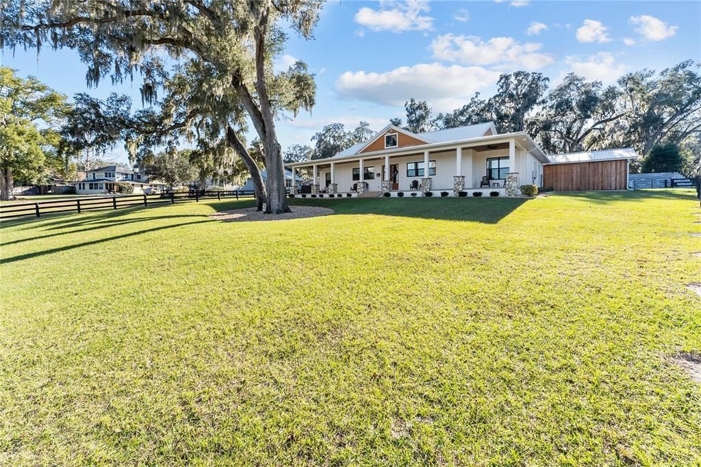 Recently Sold: $799,000 (3 beds, 2 baths, 2591 Square Feet)