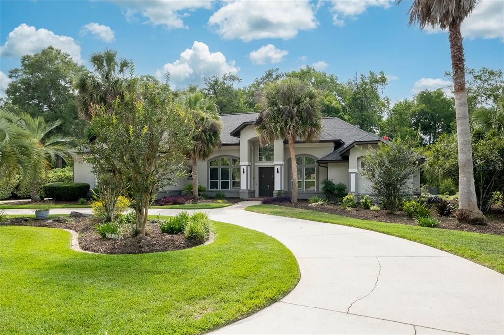 Recently Sold: $749,900 (4 beds, 3 baths, 3800 Square Feet)