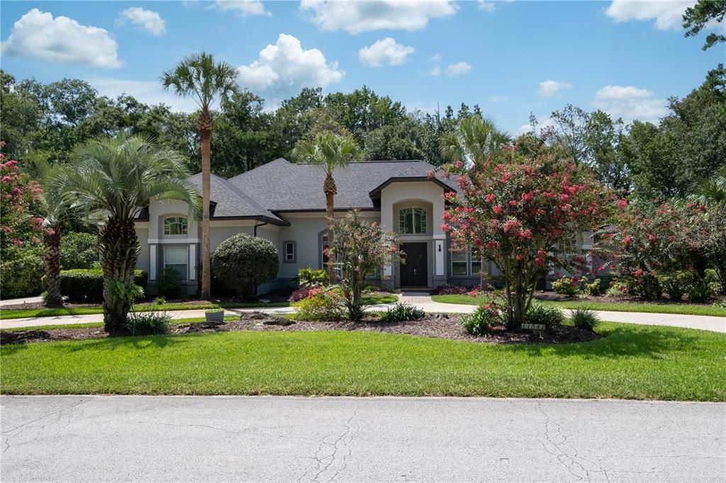 Recently Sold: $749,900 (4 beds, 3 baths, 3800 Square Feet)