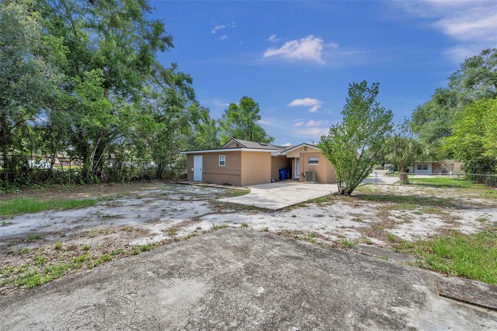 Recently Sold: $295,000 (3 beds, 2 baths, 1724 Square Feet)
