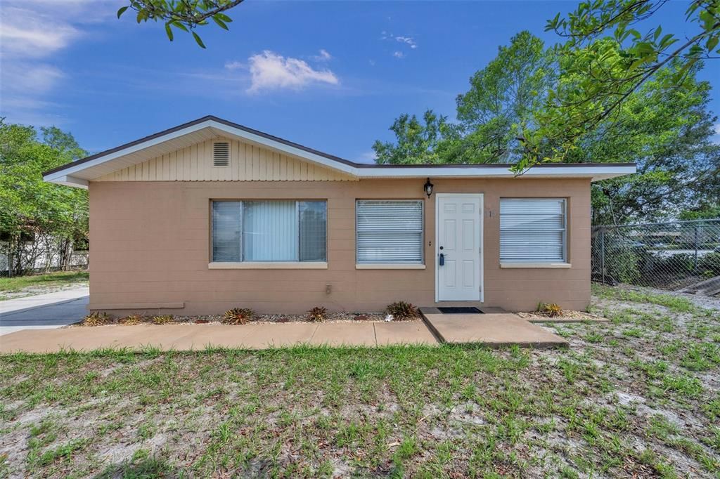 Recently Sold: $295,000 (3 beds, 2 baths, 1724 Square Feet)