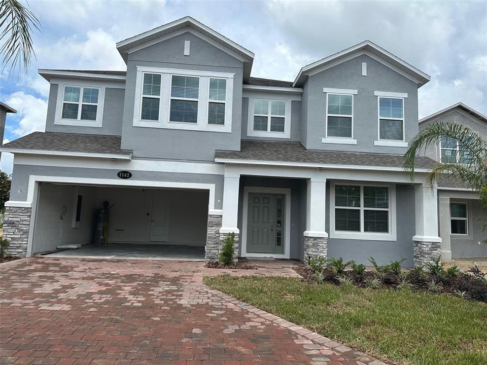 Recently Sold: $621,860 (3 beds, 2 baths, 2489 Square Feet)