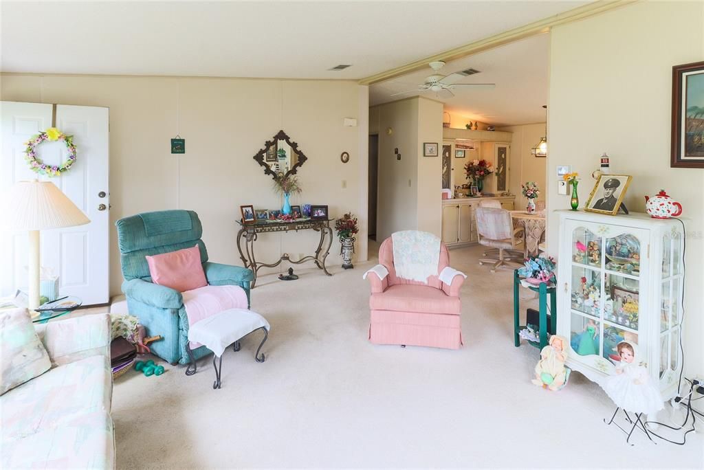 Recently Sold: $185,000 (2 beds, 2 baths, 1040 Square Feet)