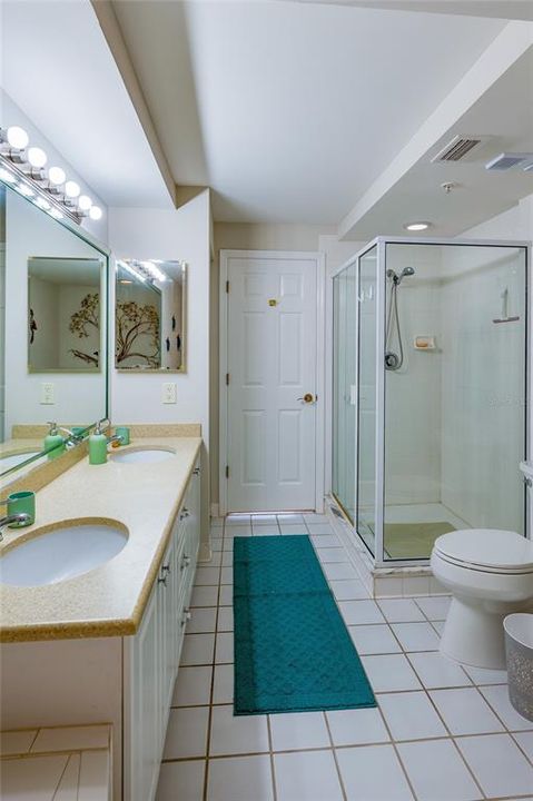 出租: $4,500 (2 贝兹, 2 浴室, 1410 平方英尺)