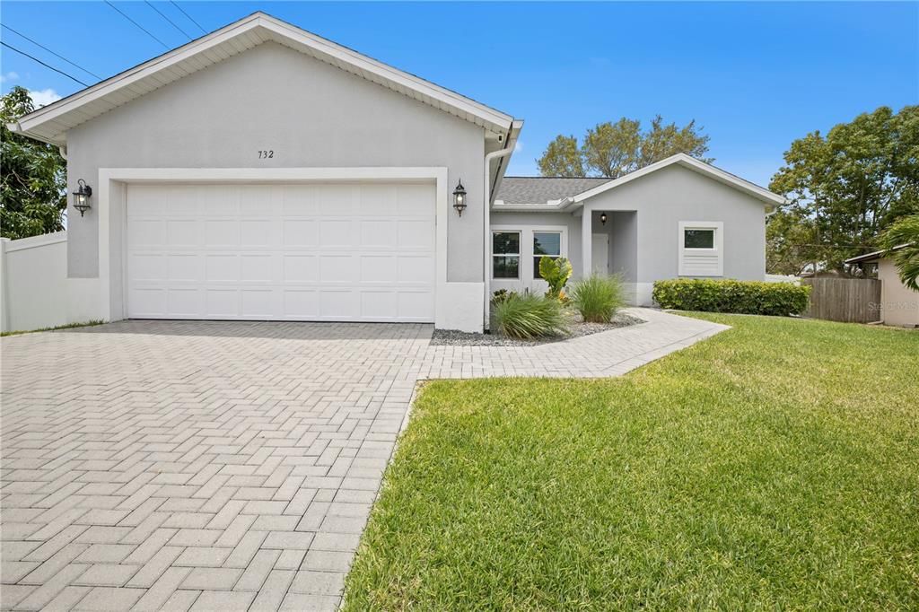 Recently Sold: $599,900 (3 beds, 2 baths, 1433 Square Feet)