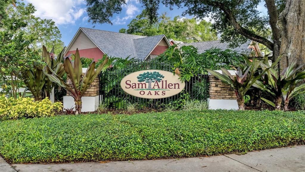 Recently Sold: $849,900 (5 beds, 2 baths, 3000 Square Feet)