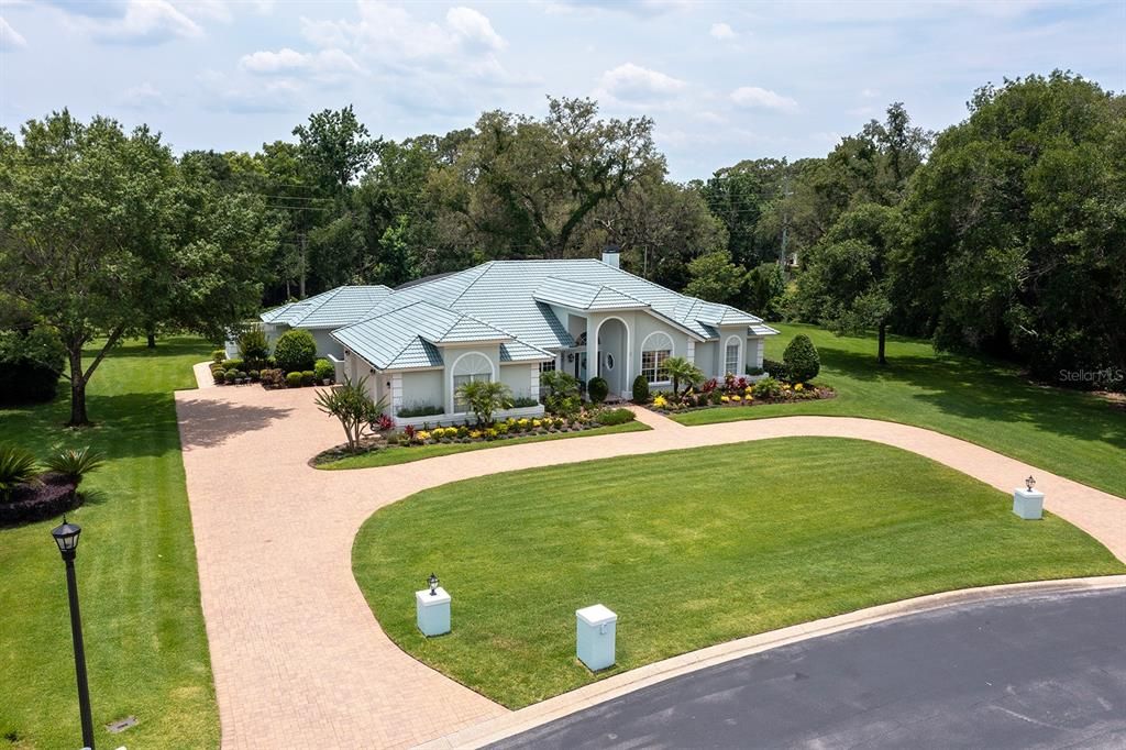 Recently Sold: $1,250,000 (4 beds, 3 baths, 3722 Square Feet)