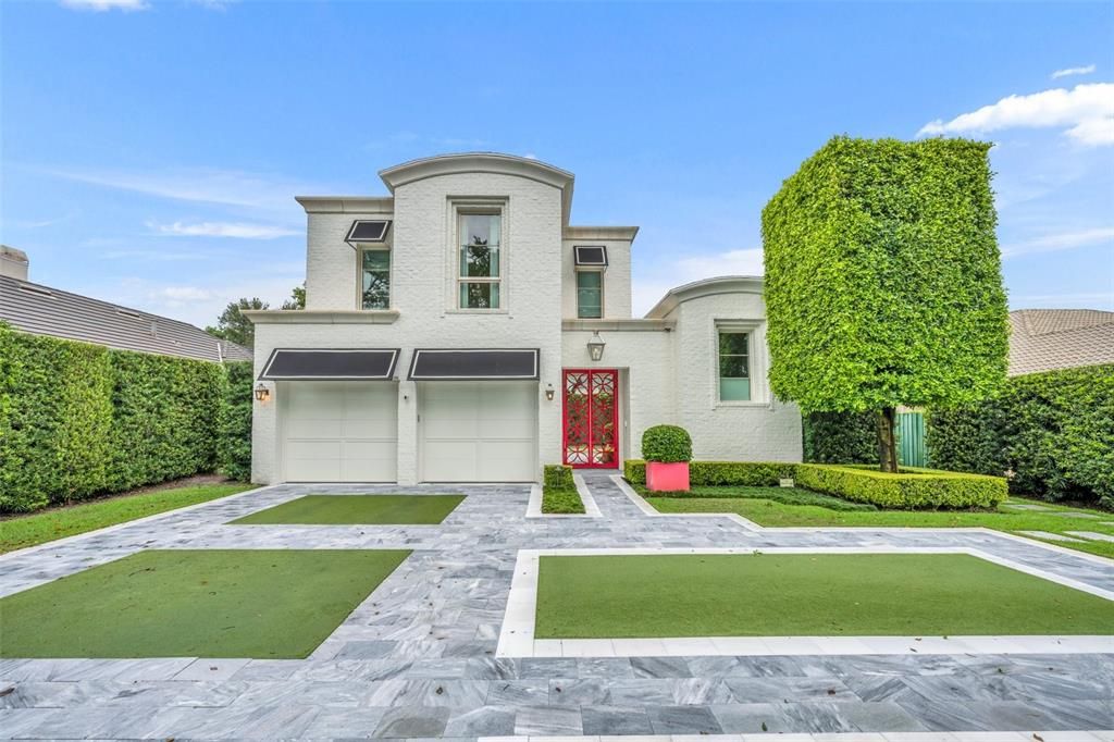 Recently Sold: $2,790,000 (3 beds, 3 baths, 3297 Square Feet)