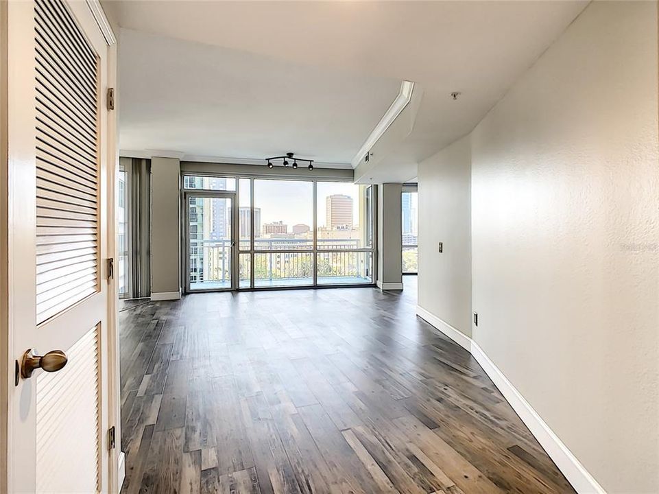Recently Sold: $649,000 (2 beds, 2 baths, 1632 Square Feet)