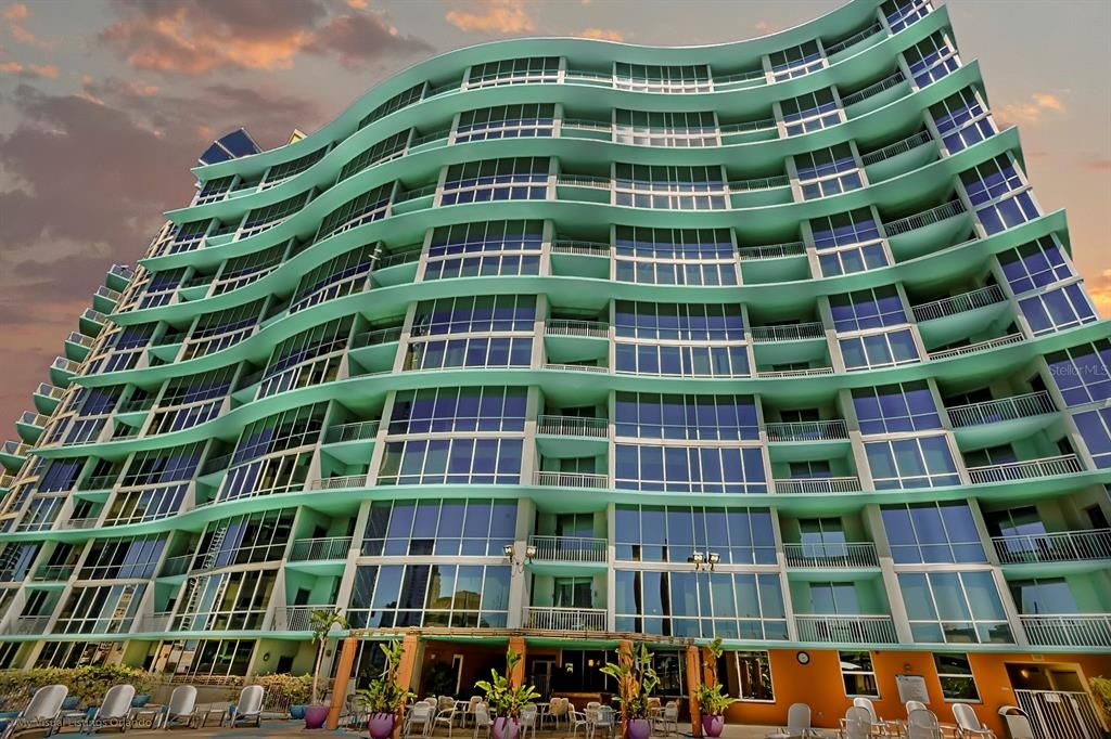 Recently Sold: $649,000 (2 beds, 2 baths, 1632 Square Feet)