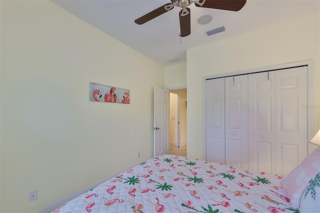 Recently Sold: $385,000 (3 beds, 2 baths, 1763 Square Feet)