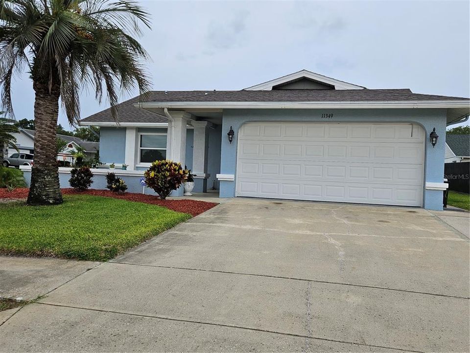 Recently Sold: $264,900 (2 beds, 2 baths, 1239 Square Feet)