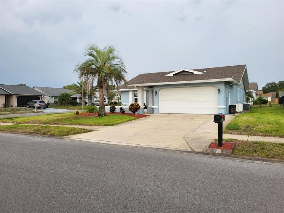 Recently Sold: $264,900 (2 beds, 2 baths, 1239 Square Feet)