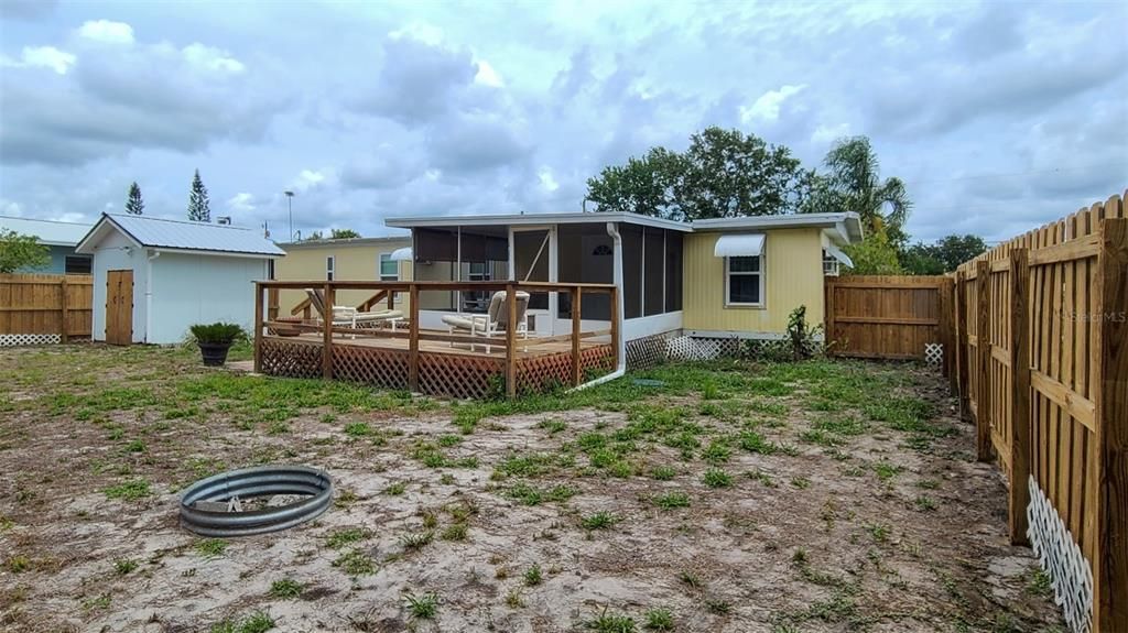 Recently Sold: $130,000 (2 beds, 1 baths, 715 Square Feet)