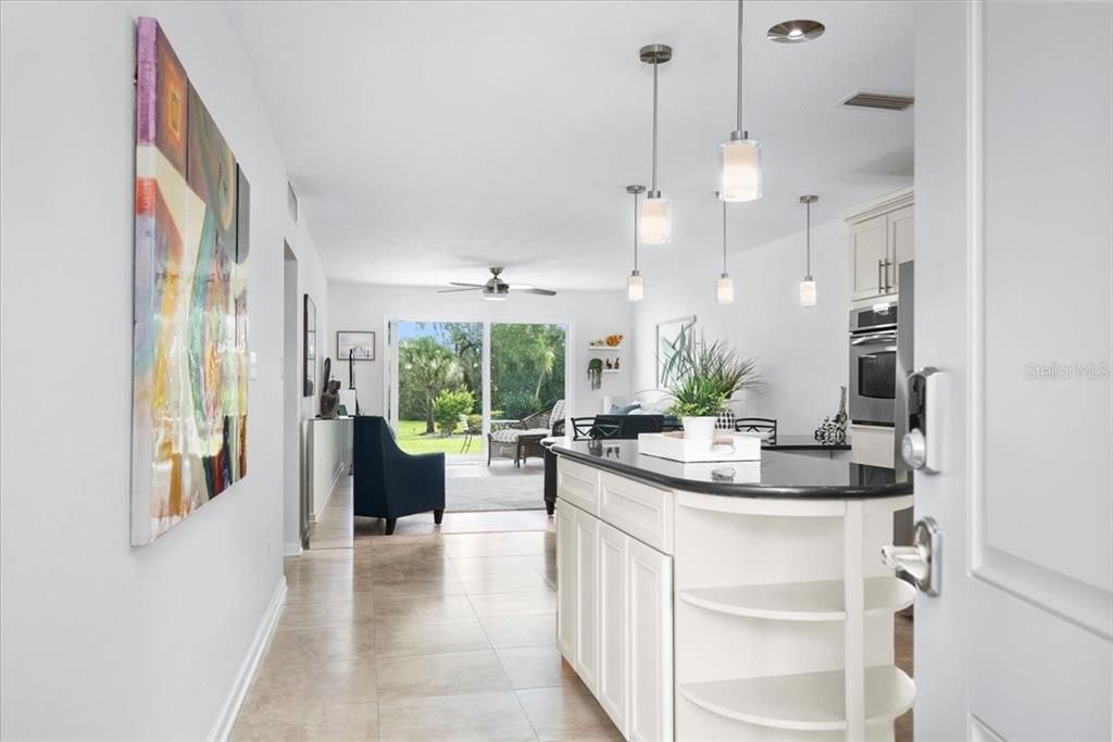 Recently Sold: $719,000 (2 beds, 2 baths, 1106 Square Feet)