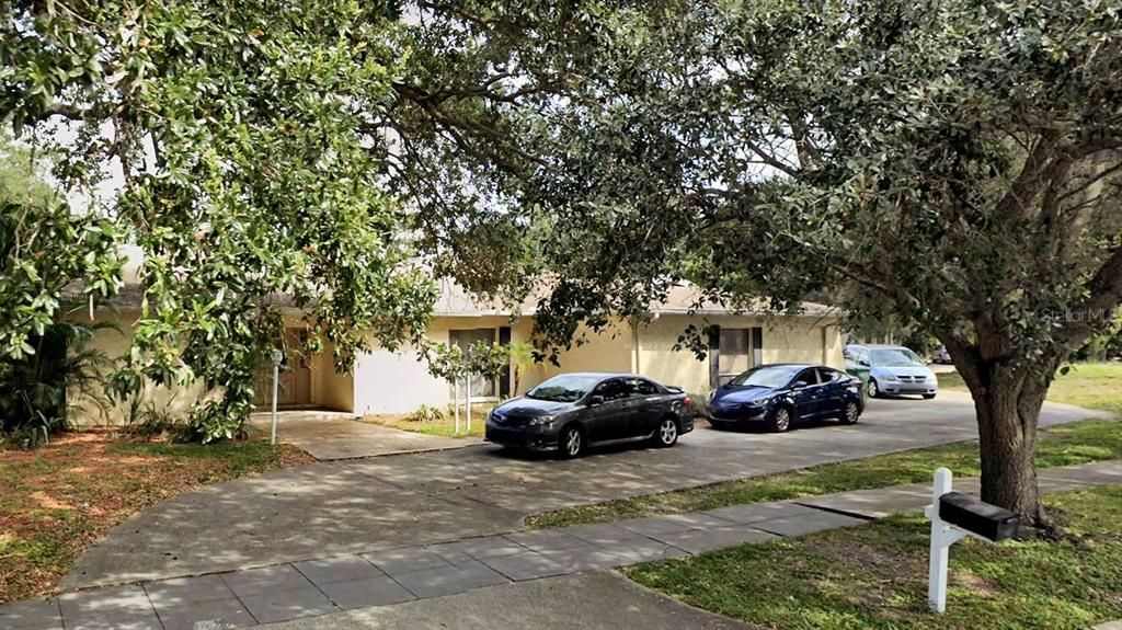 Vendido Recientemente: $975,000 (4 camas, 3 baños, 3105 Pies cuadrados)