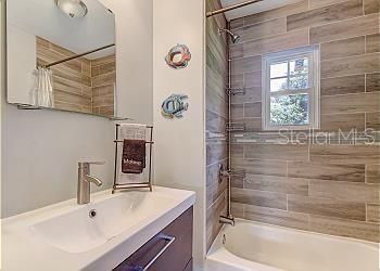 Недавно арендовано: $1,995 (2 спален, 1 ванн, 884 Квадратных фут)