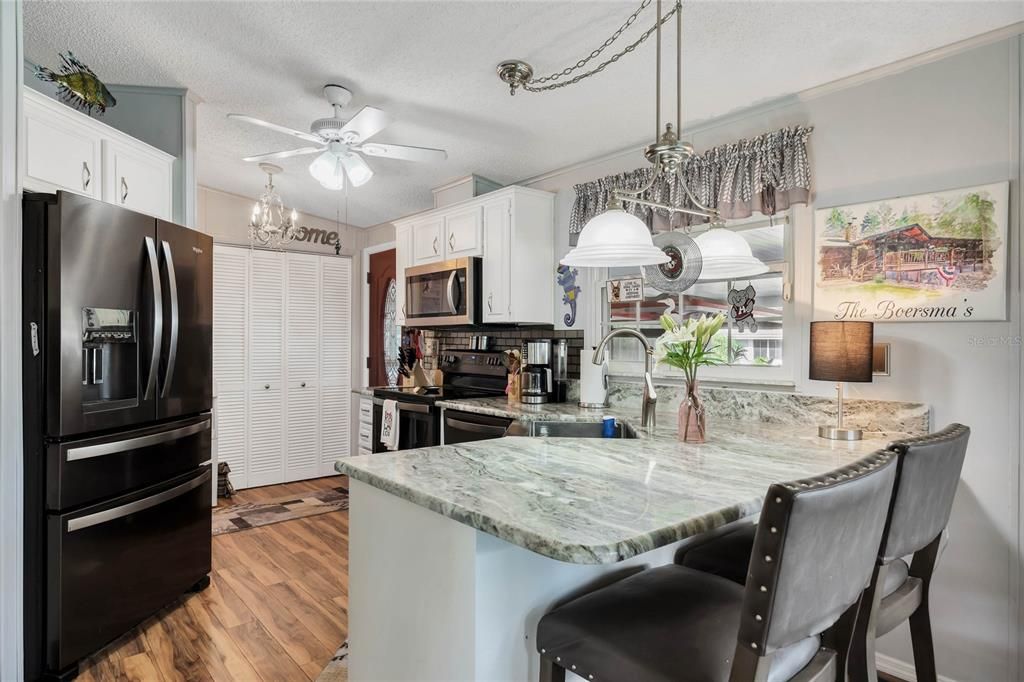 Recently Sold: $399,000 (2 beds, 2 baths, 1612 Square Feet)