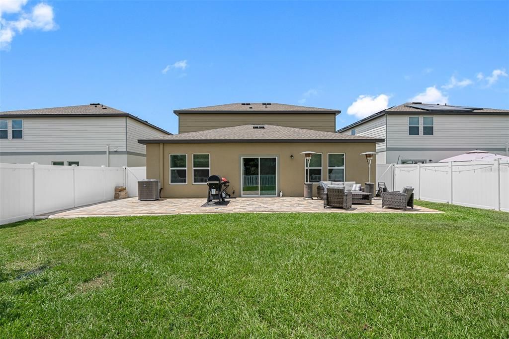Recently Sold: $410,000 (4 beds, 2 baths, 2717 Square Feet)