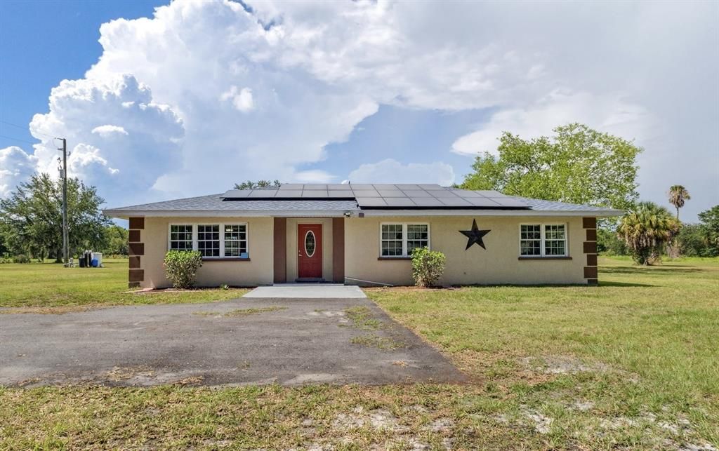 For Sale: $749,900 (3 beds, 2 baths, 1512 Square Feet)