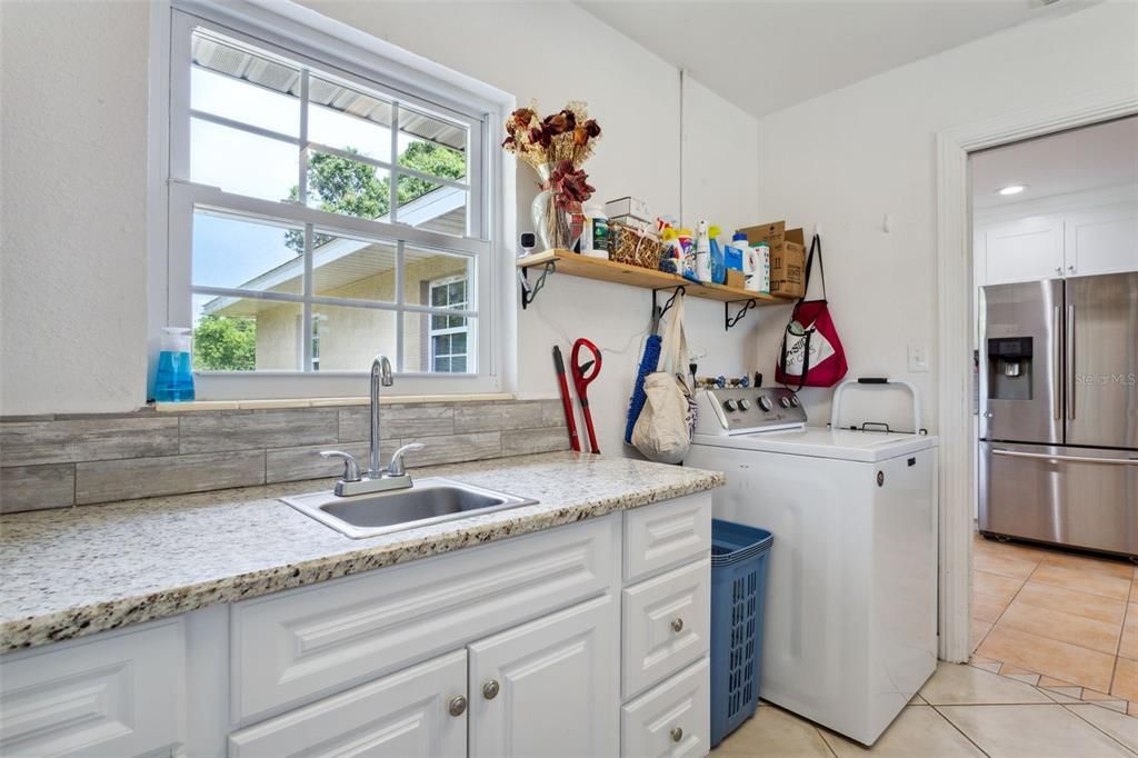 For Sale: $749,900 (3 beds, 2 baths, 1512 Square Feet)