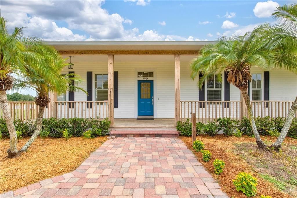 Recently Sold: $659,000 (3 beds, 2 baths, 2160 Square Feet)