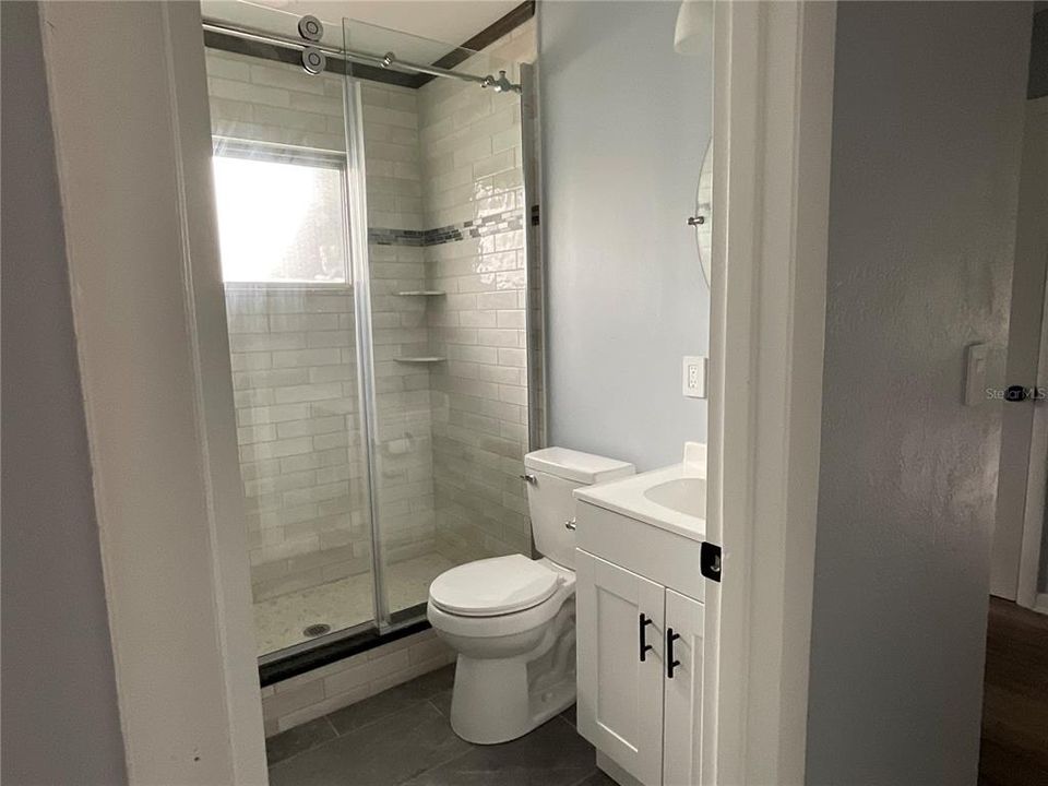 Active With Contract: $199,000 (2 beds, 1 baths, 1382 Square Feet)