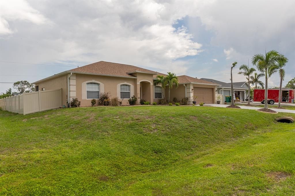 Recently Sold: $361,388 (3 beds, 2 baths, 2100 Square Feet)