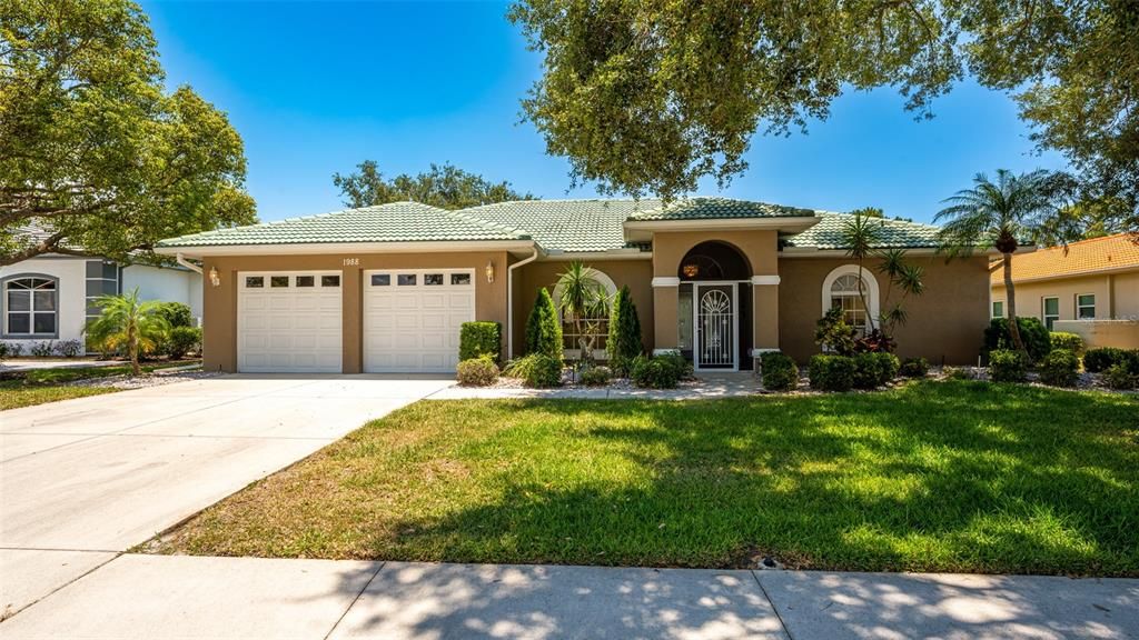 Recently Sold: $615,000 (3 beds, 2 baths, 2273 Square Feet)