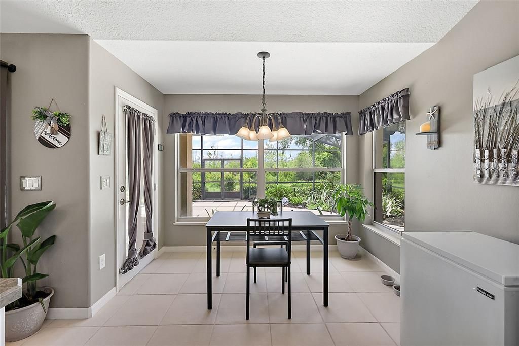 Recently Sold: $367,000 (3 beds, 2 baths, 1719 Square Feet)