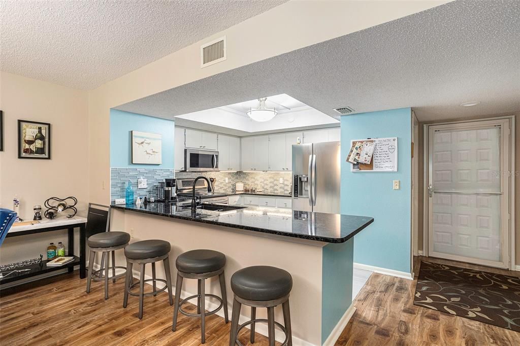 Recently Sold: $225,000 (2 beds, 2 baths, 1410 Square Feet)