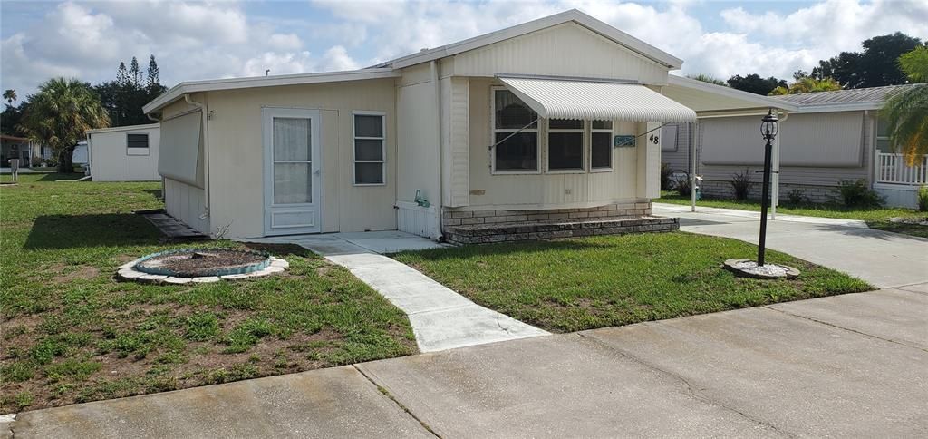 Recently Sold: $119,000 (2 beds, 2 baths, 1040 Square Feet)