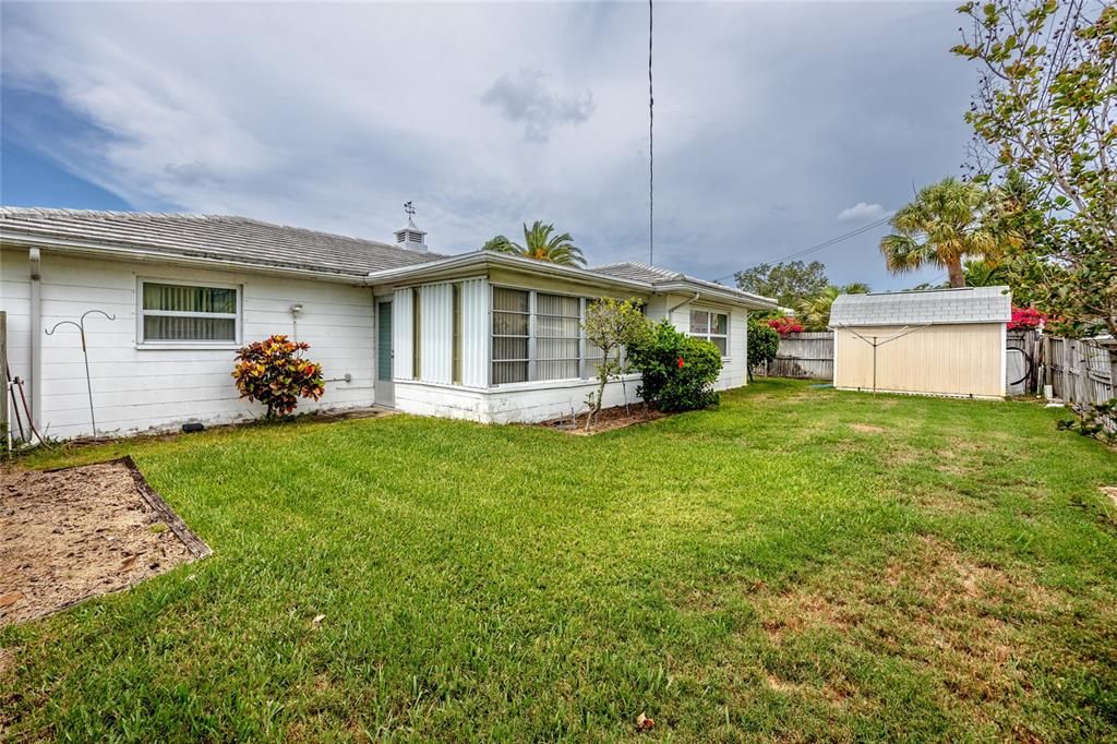 Recently Sold: $375,000 (3 beds, 2 baths, 1493 Square Feet)
