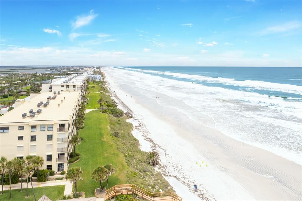 Recently Sold: $1,059,000 (3 beds, 2 baths, 1554 Square Feet)