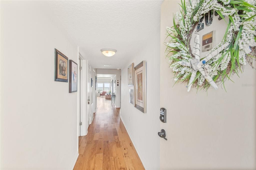 Recently Sold: $1,059,000 (3 beds, 2 baths, 1554 Square Feet)