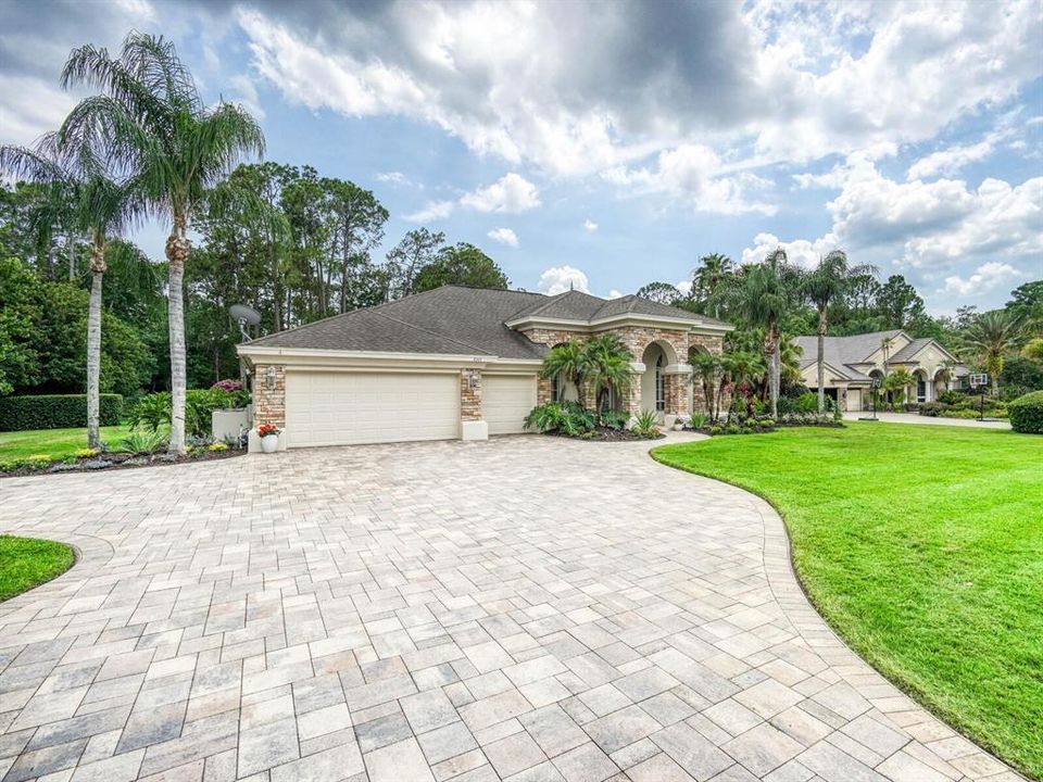 Recently Sold: $1,250,000 (4 beds, 3 baths, 3310 Square Feet)