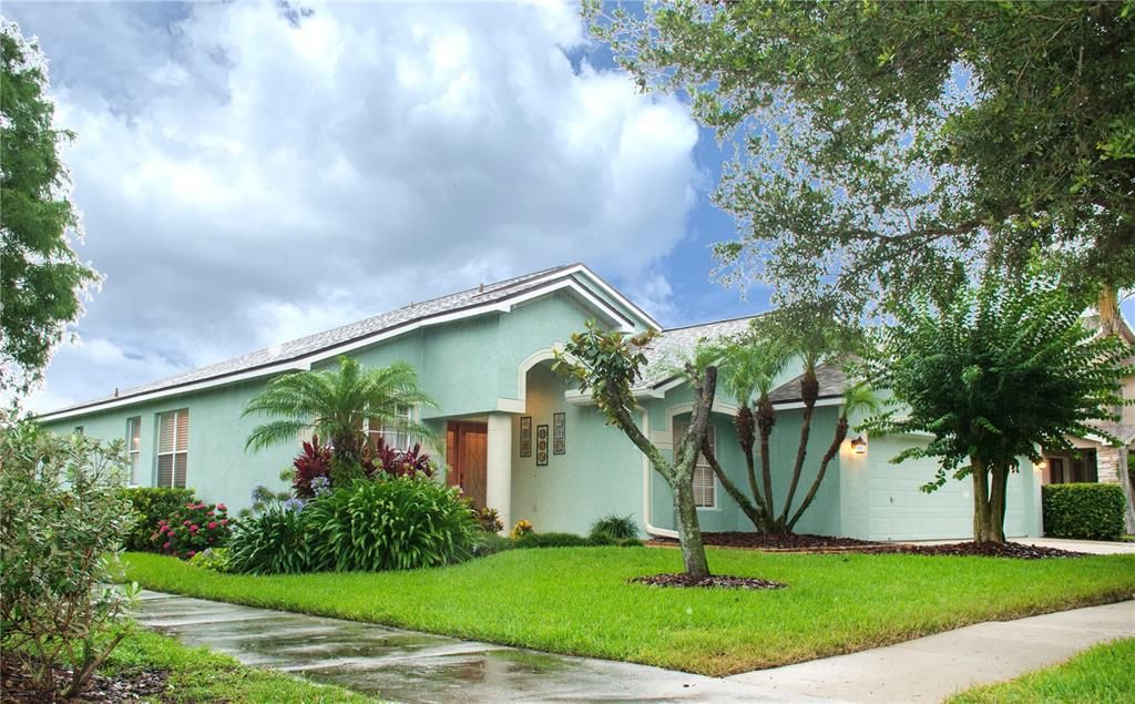 Recently Sold: $595,000 (4 beds, 3 baths, 2210 Square Feet)