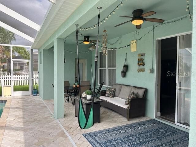 Recently Sold: $595,000 (4 beds, 3 baths, 2210 Square Feet)
