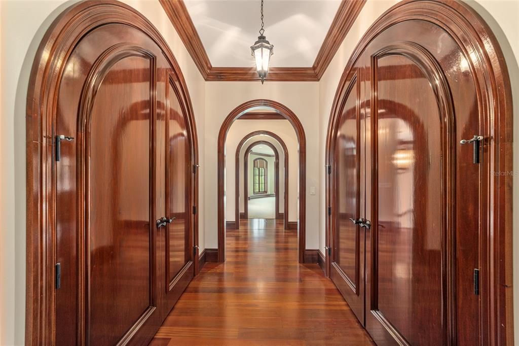 Entrance way to secondary bedroom